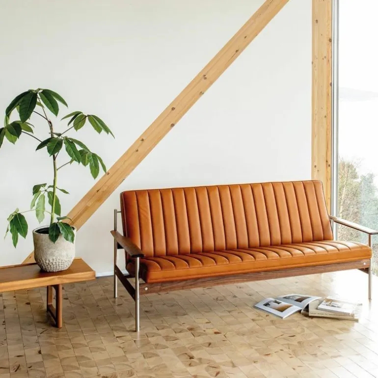 1001 AX Sofa