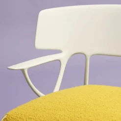 A.I. Lounge