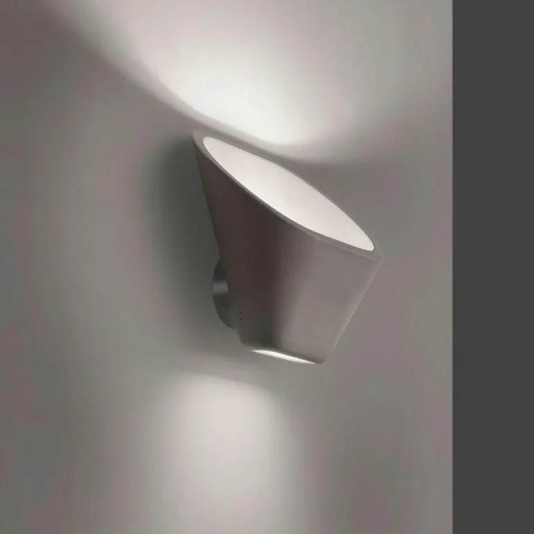 Aplomb Parete Wandlamp