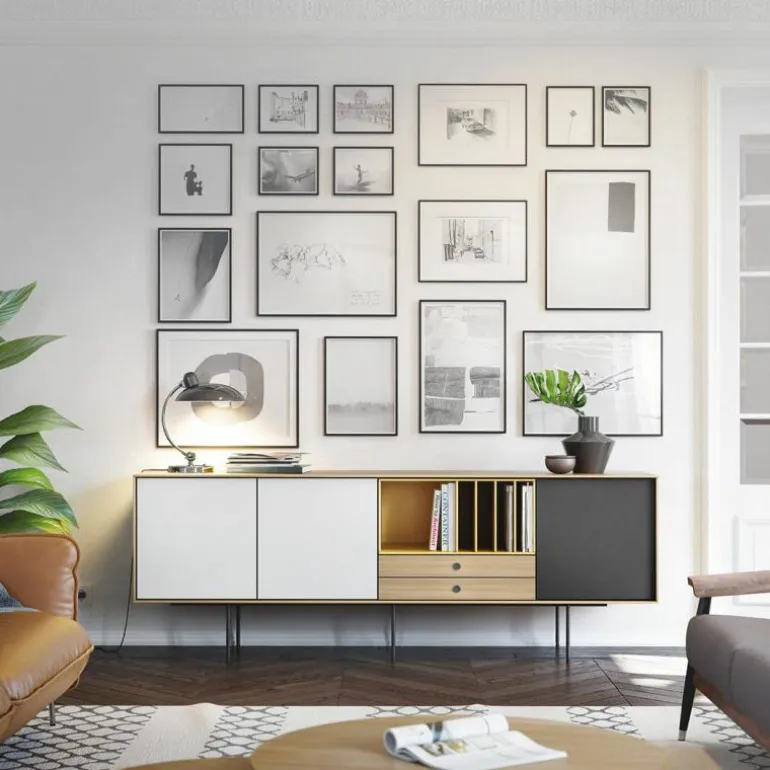 Aura Dressoir
