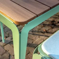 Bended Wood Tafel