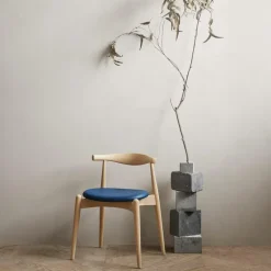 CH20 Elbow Stoel