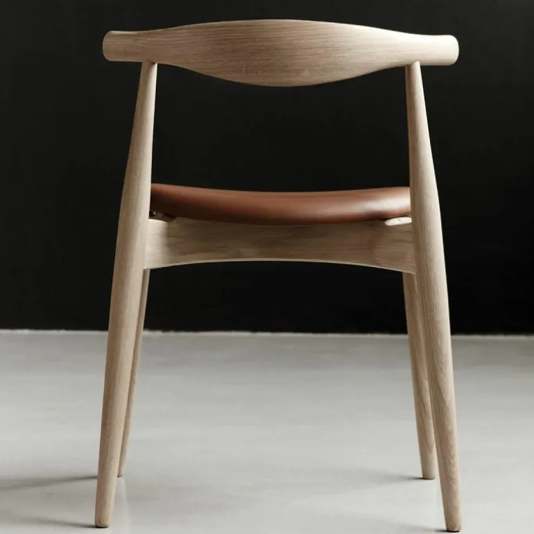 CH20 Elbow Stoel