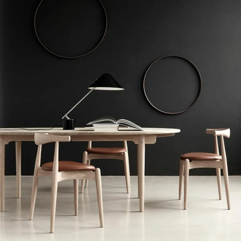 CH20 Elbow Stoel