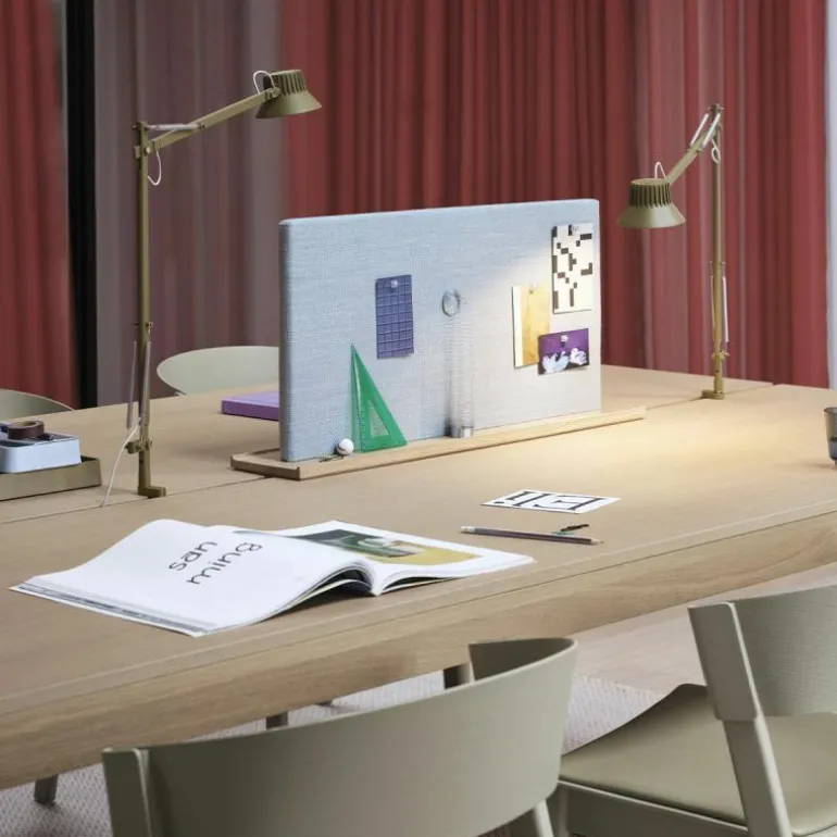 Dedicate L2 Bureaulamp