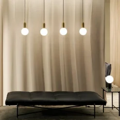Donya Hanglamp