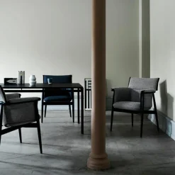 E005 Embrace Chair
