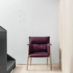 E005 Embrace Chair
