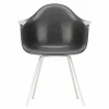 Eames Fiberglass Chair DAX Wit