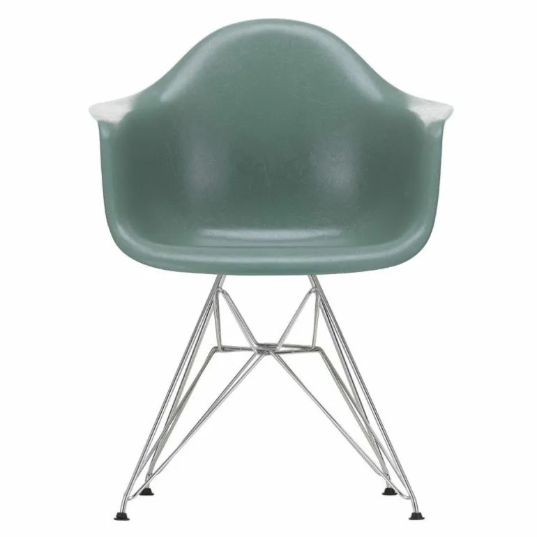 Eames Fiberglass Chair DAR Chroom