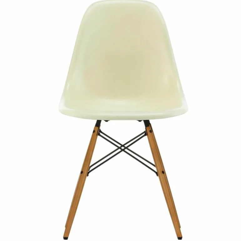 Eames Fiberglass Chair DSW