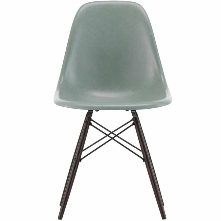 Eames Fiberglass Chair DSW