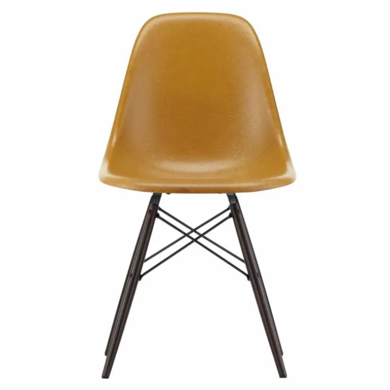 Eames Fiberglass Chair DSW