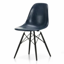 Eames Fiberglass Chair DSW
