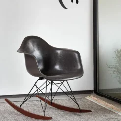 Eames Fiberglass Chair RAR Schommelstoel