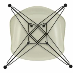 Eames Plastic Chair DAR Zwart Onderstel