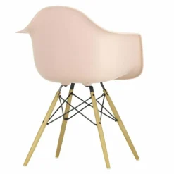 Eames Plastic Chair DAW Esdoorn Gelig