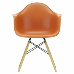 Eames Plastic Chair DAW Esdoorn Gelig