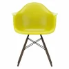 Eames Plastic Chair DAW Esdoorn Donker