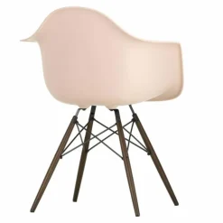 Eames Plastic Chair DAW Esdoorn Donker