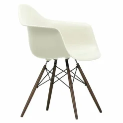 Eames Plastic Chair DAW Esdoorn Donker