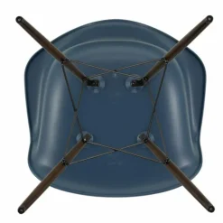 Eames Plastic Chair DAW Esdoorn Donker