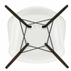 Eames Plastic Chair DAW Esdoorn Donker