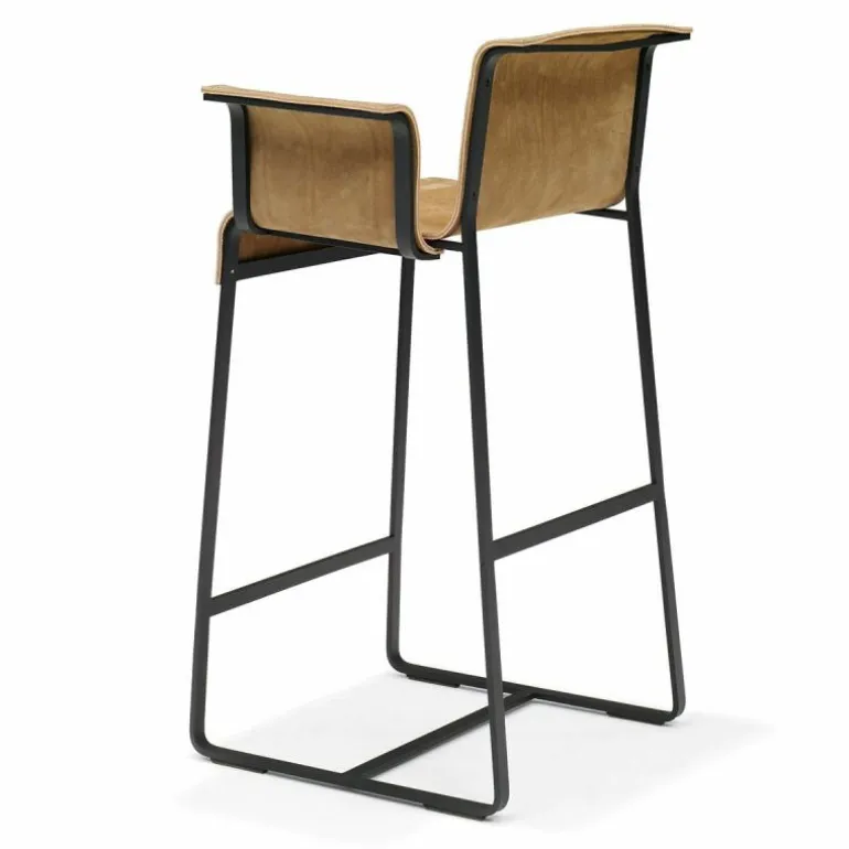 Founded Barkruk 76