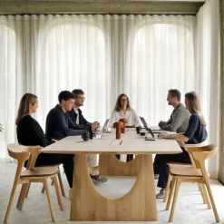 Geometric Vergadertafel