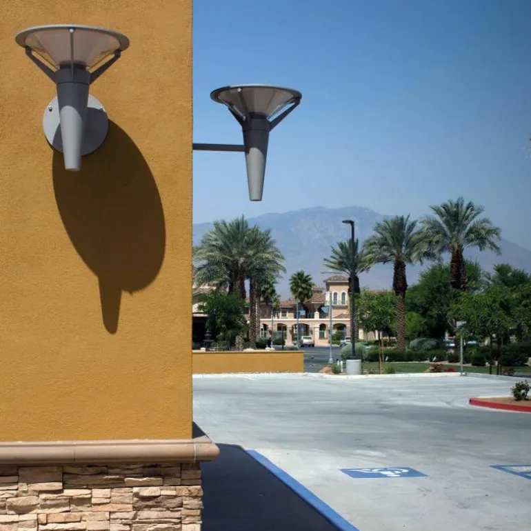 Kipp Outdoor Wandlamp