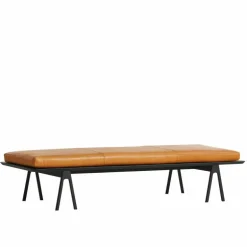 Level Daybed