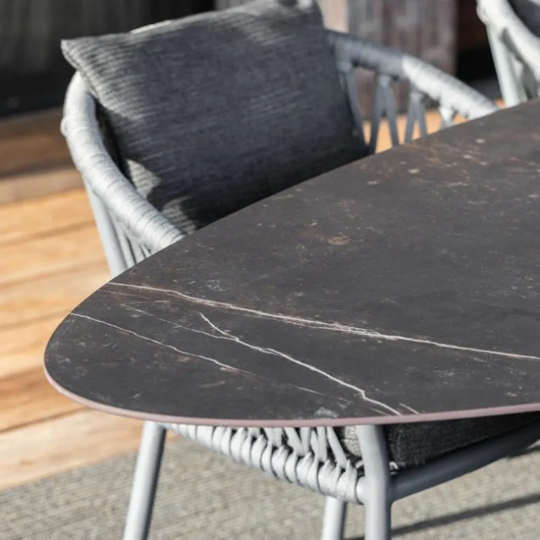 Lexx Eettafel Ovaal