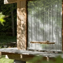 Lilium Bench