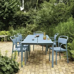Linear Steel Eettafel