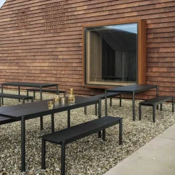 Linear Steel Eettafel