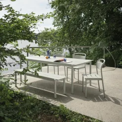 Linear Steel Eettafel