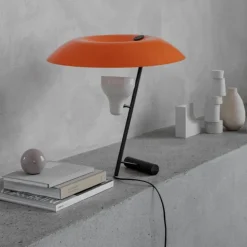 Model 548 Tafellamp