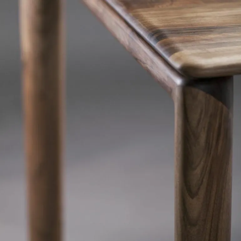 Neva Eettafel