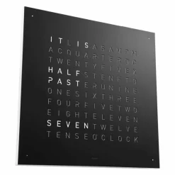 QLOCKTWO Earth 180 Klok