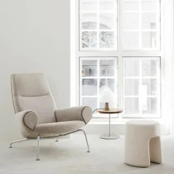 Queen Chair