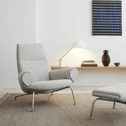 Queen Chair