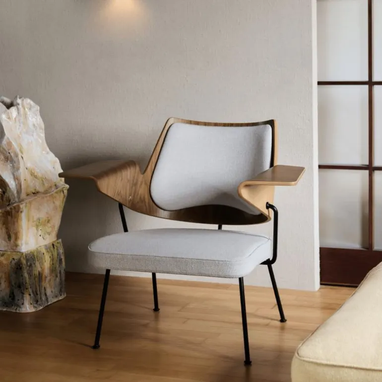 RFH RD8 Lounge Chair