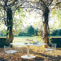 Saarinen Tulip Eettafel Outdoor
