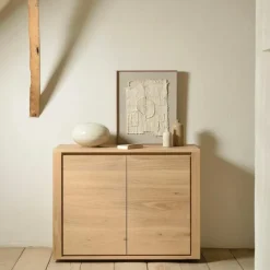 Shadow Dressoir
