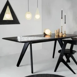 Slab Eettafel