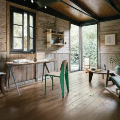 Standard Chair