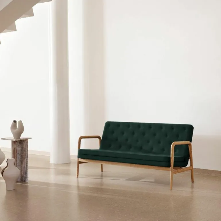 VLA77 Foyer Bank