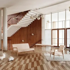 VLA75 Foyer Bank